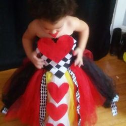 Queen of heart's tutu