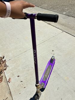 Razor Kick Scooter Purple