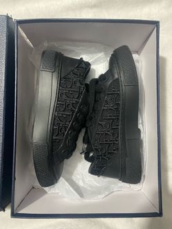 Dior B33 Size 8 (40)