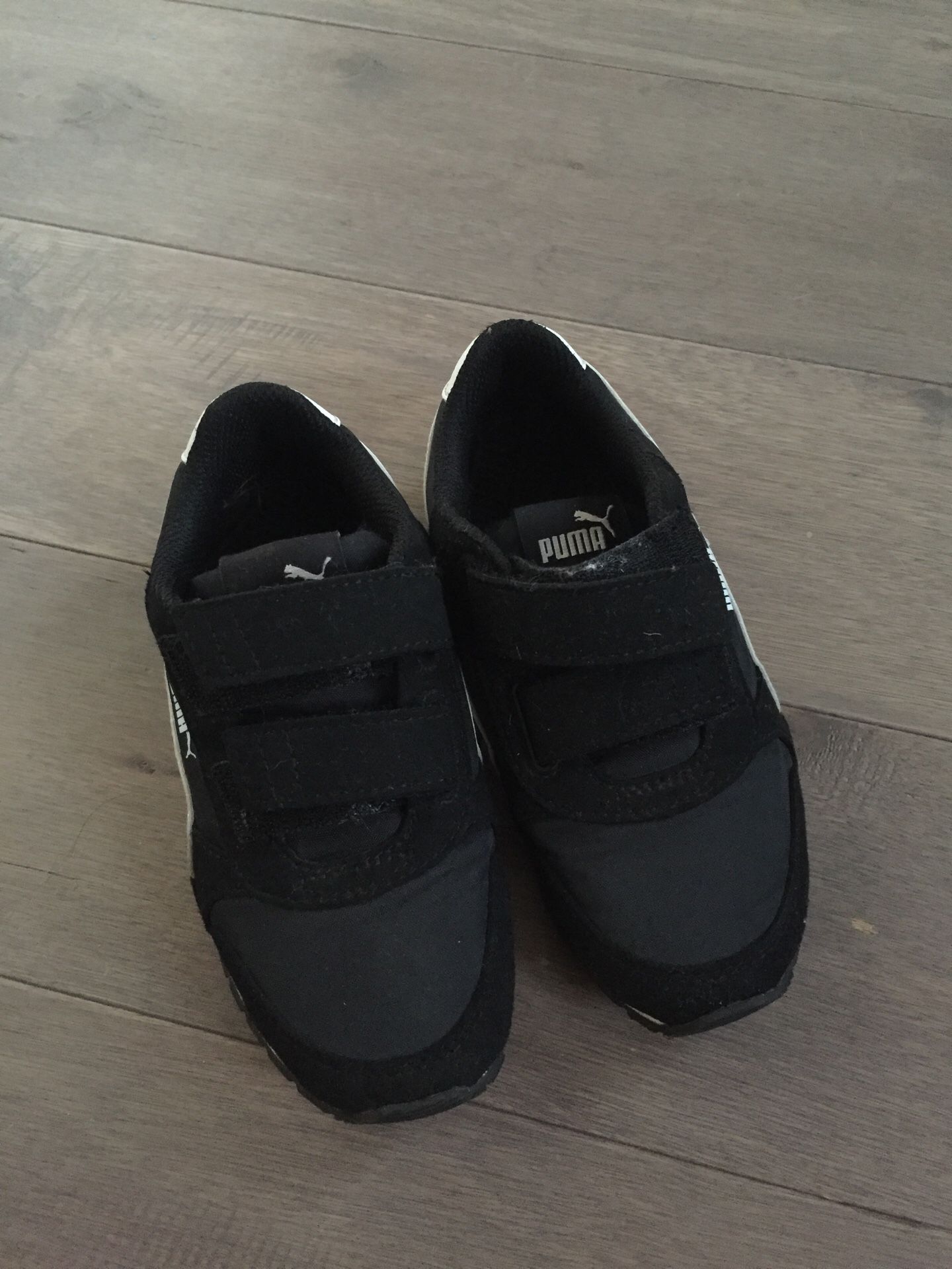 Kid Puma shoes, size 11