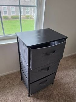Night Stand with 3 drawers