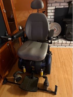 Jazzy power chair