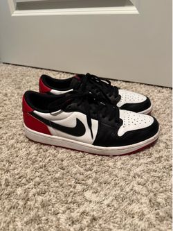 Jordan 1 Low “Black Toe” Size 10