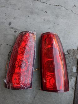 88-98 Chevy C-10 Red Taillights With Extra Led Running Lights