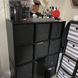 6 Cube Shelf With 35 Fabric Storage 11”Cube 