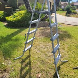 Pool Ladder!