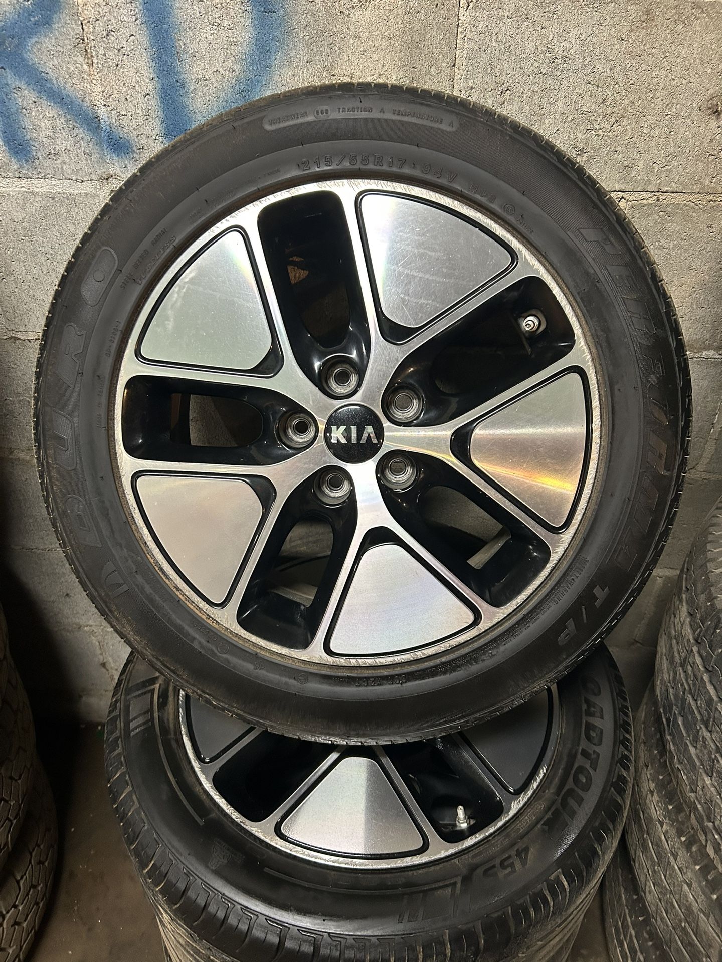 2012 Kia Optima Hybrid 17” wheel and tire set