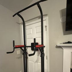 Power Tower Dip Station