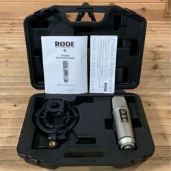 RODE NT2000 microphone
