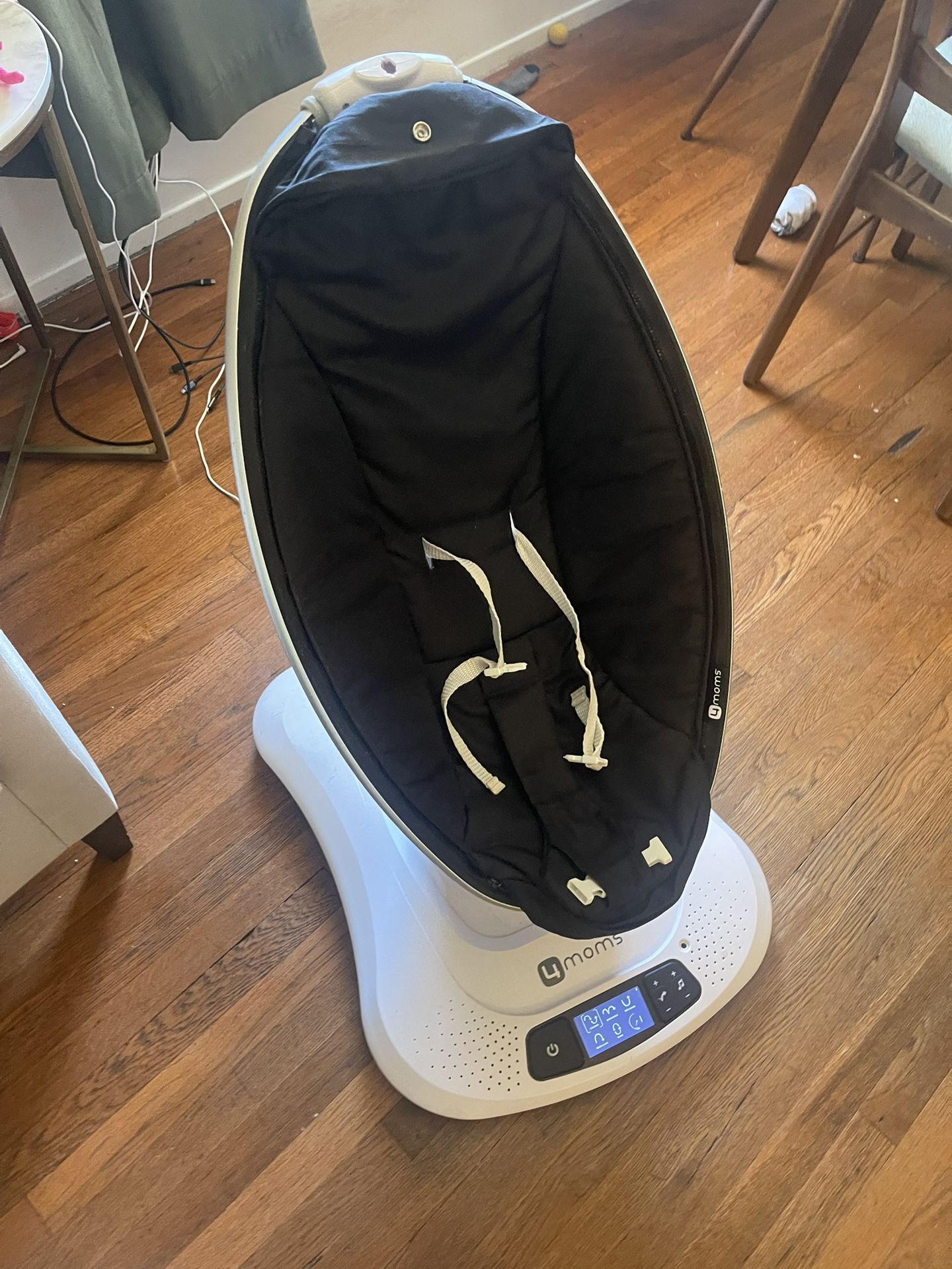 4moms mamaroo baby swing (original Price $300)