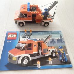 LEGO City #7638 Tow Truck