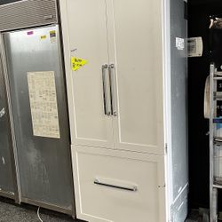 Thermador French Door Panel Ready Built In Refrigerator 36” 