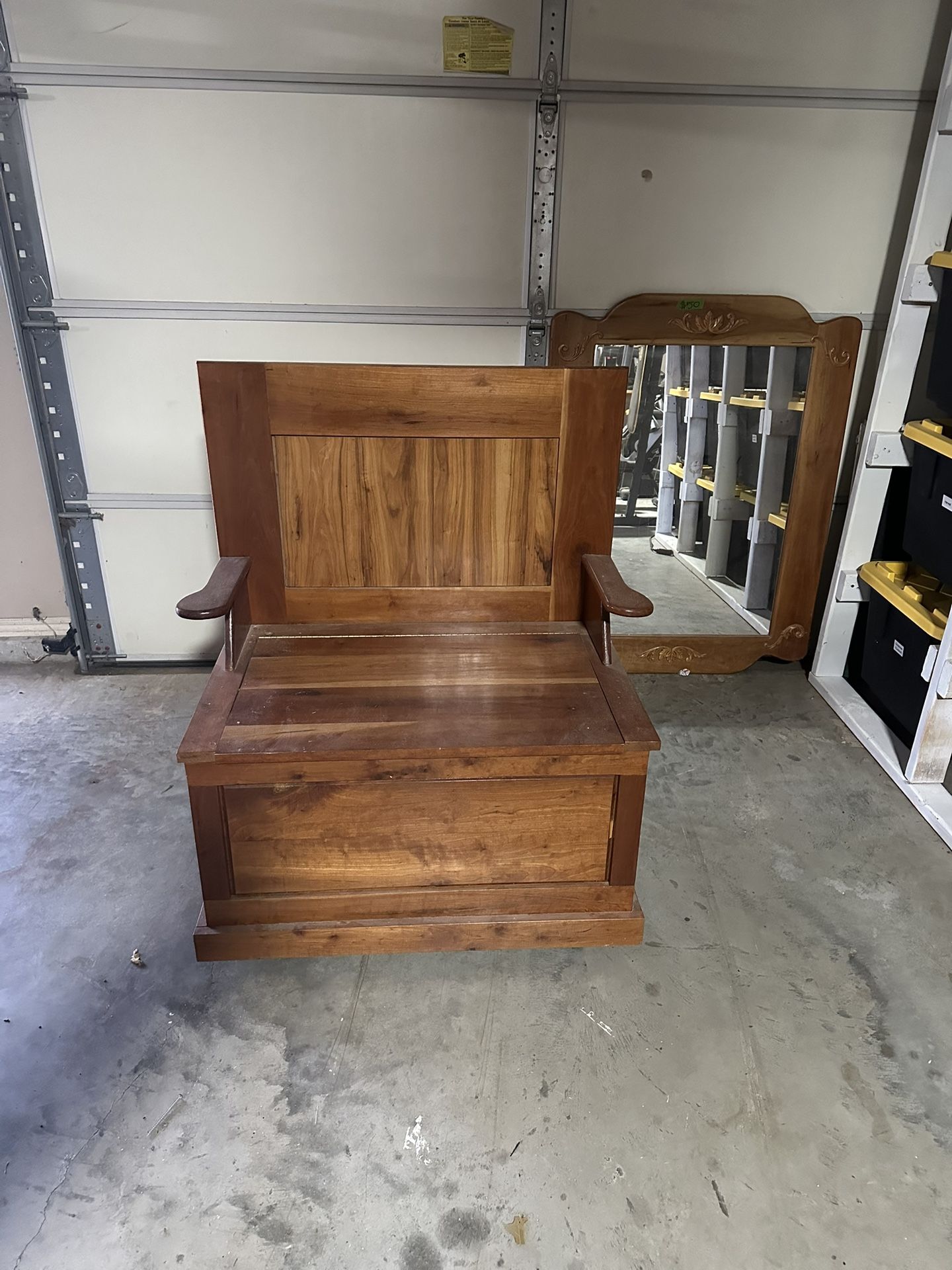 Bench / Hall tree