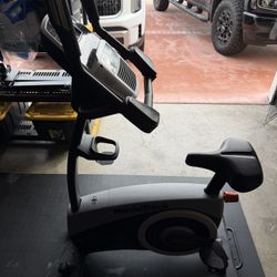 Nordic track Elite 4.4 Exercise Bike