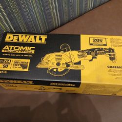 DeWalt 20V MAX ATOMIC 4-1/2 in. Cordless Brushless Compact Circular Saw Tool Only
