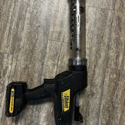 Albion Caulking Gun 