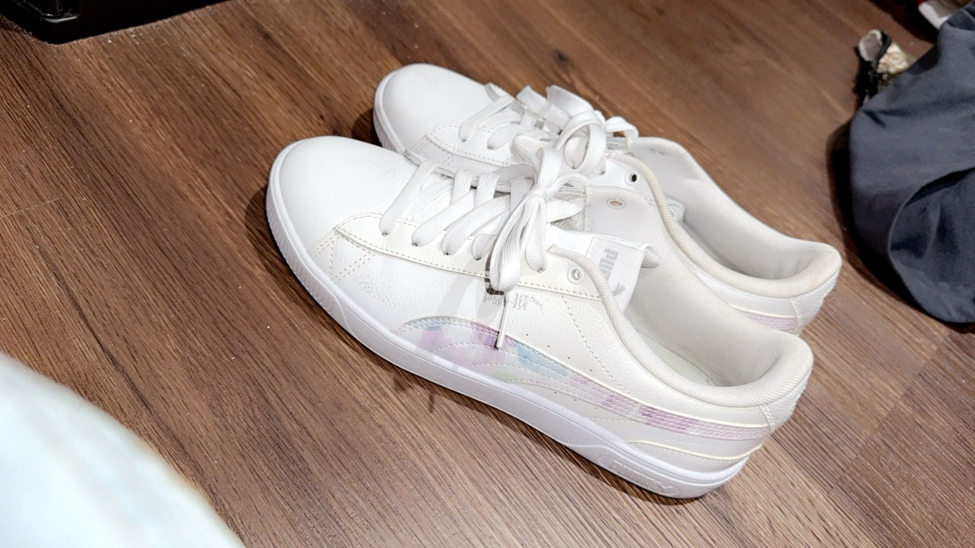 Puma (Size 8 Women’s)