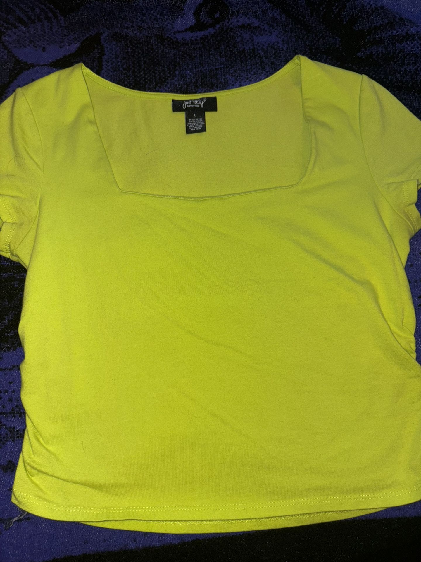 Women’s top Size Large