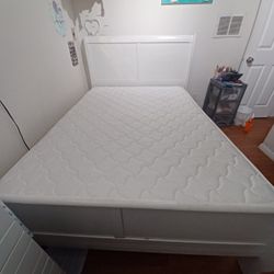Full Kids Bed With Mattress 