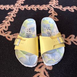 Birkis brand new