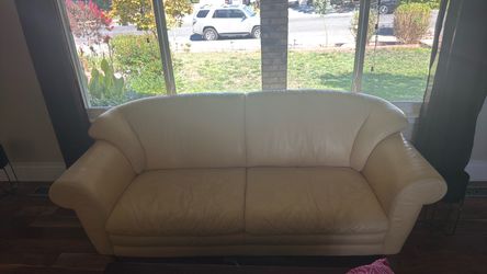 Free couch