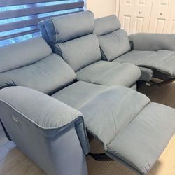 Havertys Teal Recliner Couch 