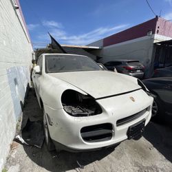 2004 Porsche Cayenne GTS (Part Out )