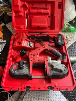 Milwaukee ban saw