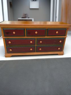 BASSETT DRESSER