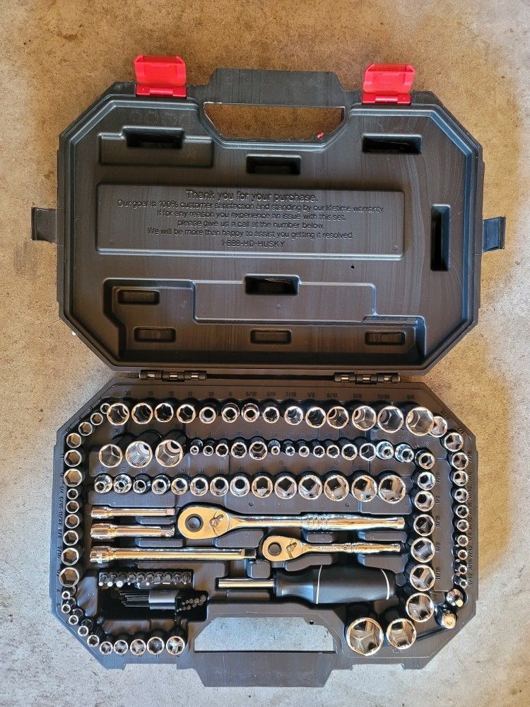 Husky
119-PIECE MECHANICS TOOL SET
