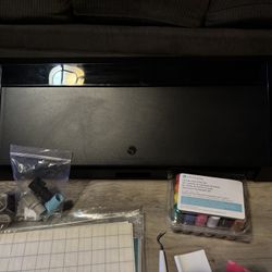 Silhouette Cameo 4 