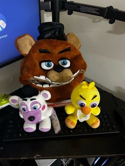 Five Nights At Freddy’s Mask and Plushies