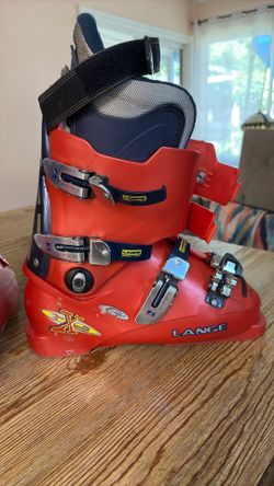 Lange Ski boots