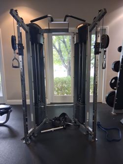Life Fitness functional trainer