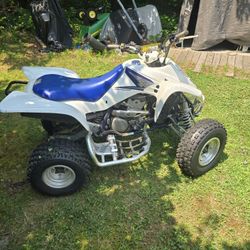 Suzuki LTZ400