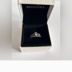New In Box Sterling Silver Princess  Pandora Ring