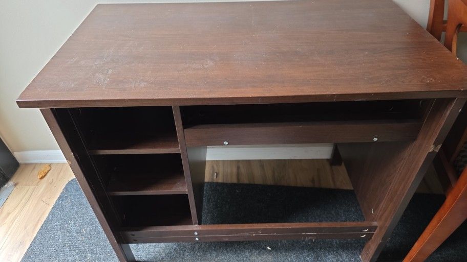 2 Free Cherry Colored Desks 