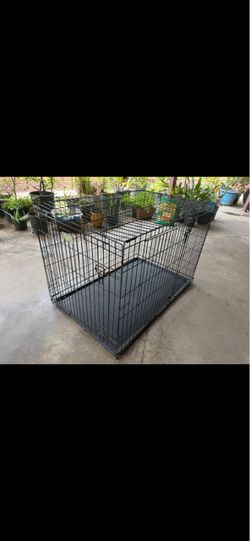 Large dog cage 48x30x32 inch