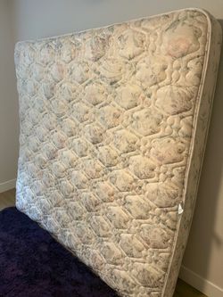 King size bed