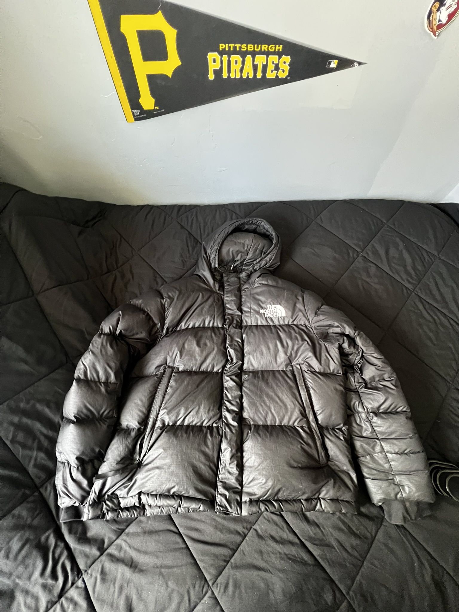 TNF Men’s Puffer Jacket