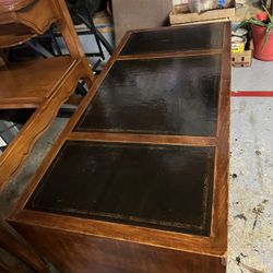 Antique Solid Wooden Coffee Table 