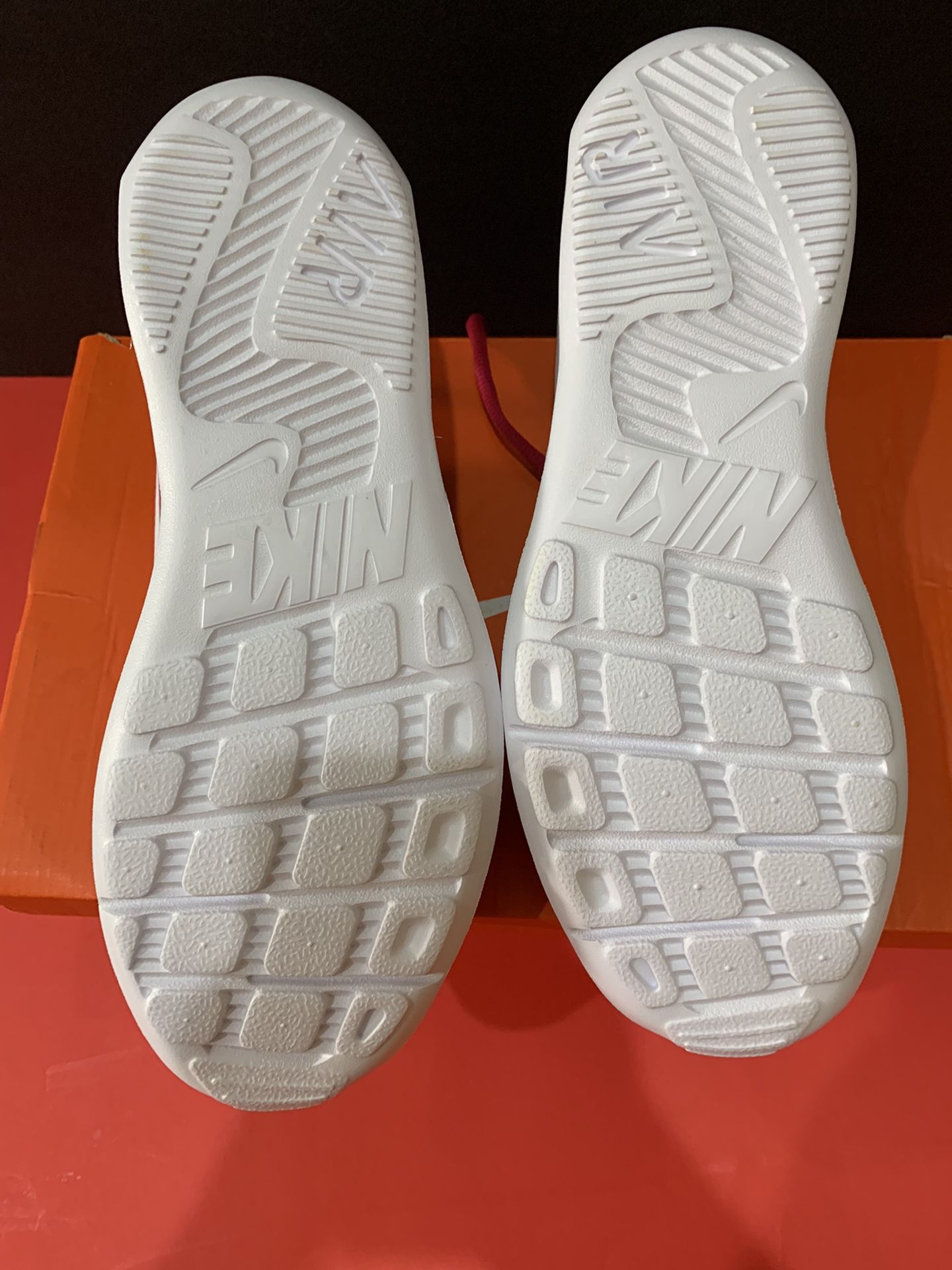 Nike Air Max 8.5 For Women