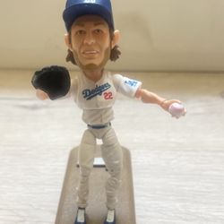 Rare Los Angeles Dodgers Clayton Kershaw Sports Crate Ballers Collectible Action Figure