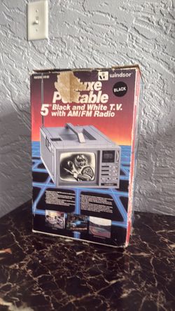 Deluxe Portable 5” Black and White T.V.