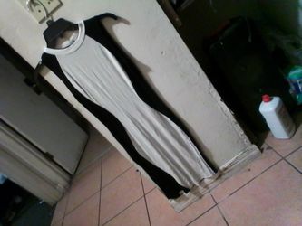 Black And White Cling DRESS Small Size