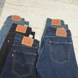 30x30 Levi’s