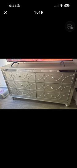 Modern 6 Drawer Dresser