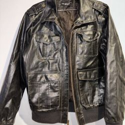Black Rivet Bomber Style Jacket Men’s Medium 