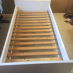 White Wooden Twin Bed Frame With 3drawers & Mattress