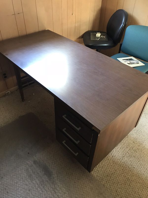New And Used Desk For Sale In Rochester Ny Offerup
